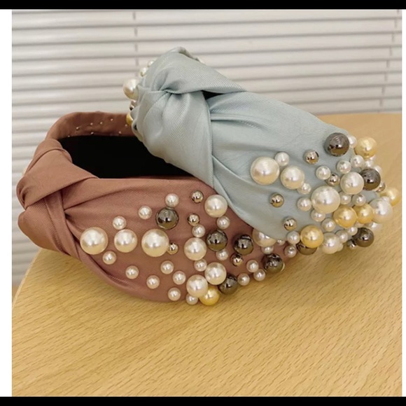 2/$12 Luxury Sky Blue Faux Pearl Headband - Picture 2 of 3